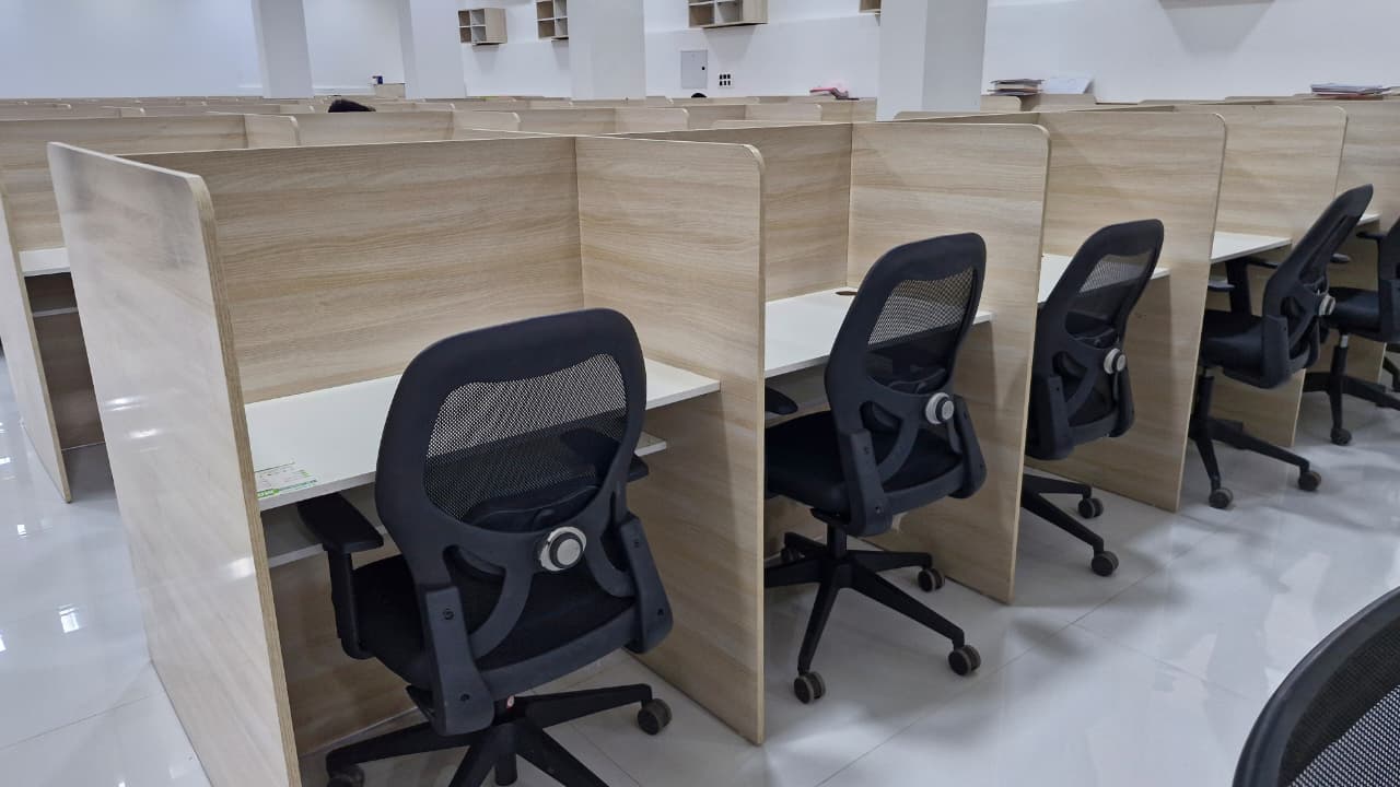 Individual Partitioned Booth at Restart Reading Room